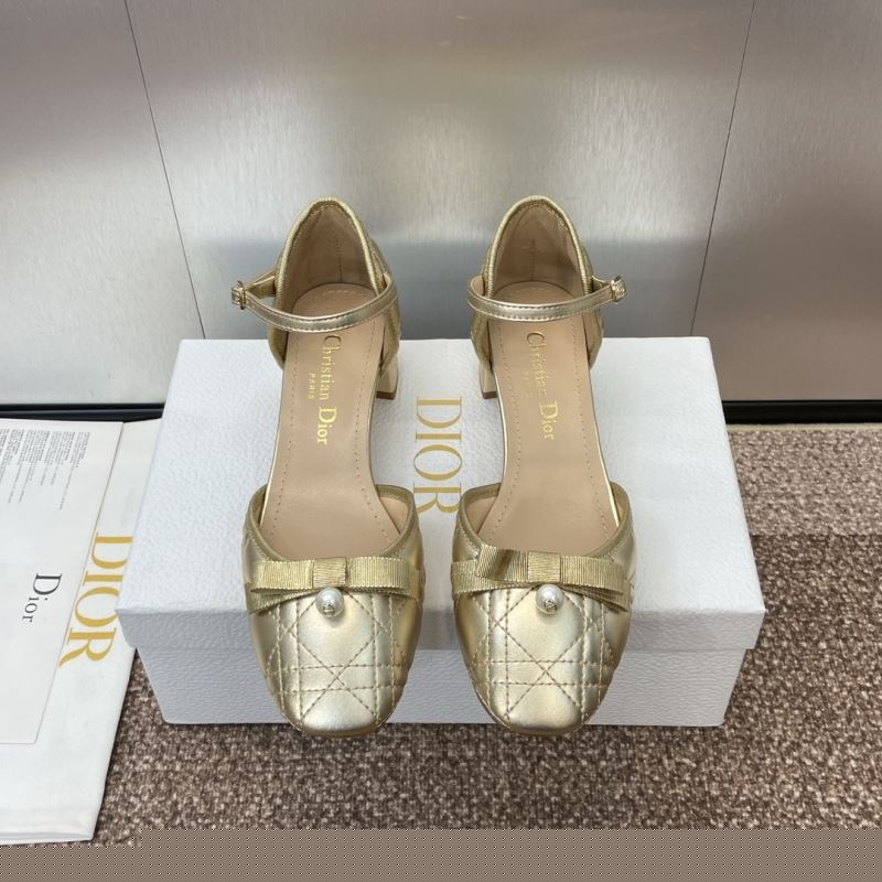 ch**an D*or sandals